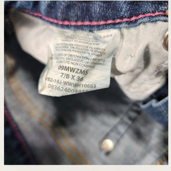 Wrangler Women's Boot Cut Jeans – Size 7/8 x 36 | Denim Mid-Rise Western Fit - Picture 4 of 8